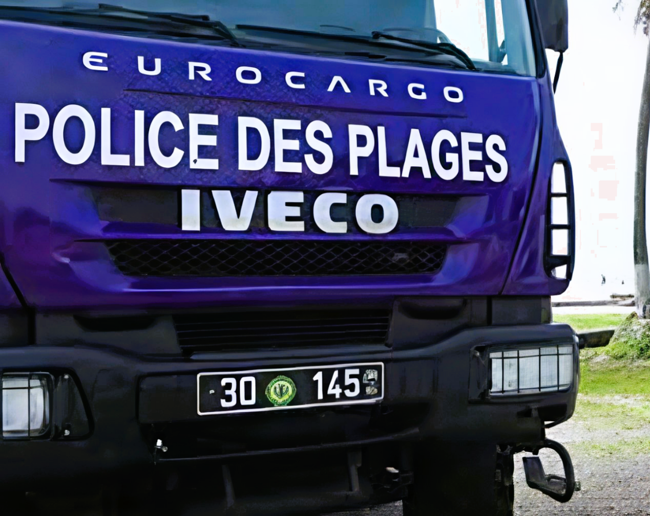 Camion Iveco Police des Plages